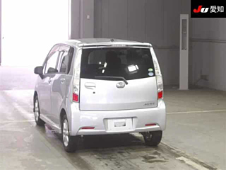 DAIHATSU MOVE 2011