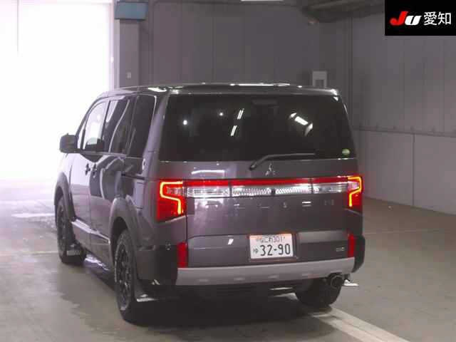 MITSUBISHI DELICA D5 2021