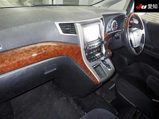 TOYOTA VELLFIRE 2009