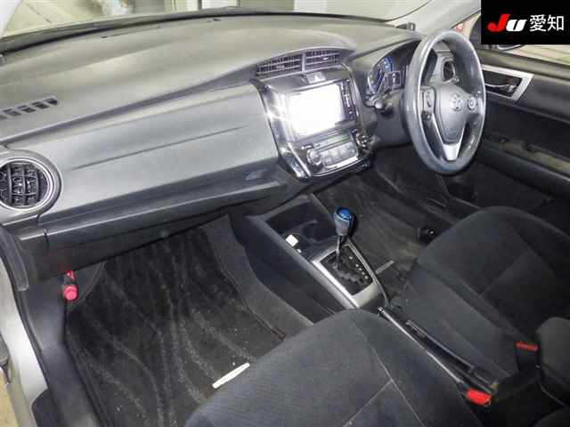 TOYOTA COROLLA AXIO 2015