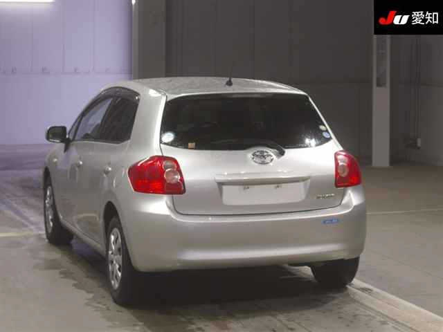 TOYOTA AURIS 2008