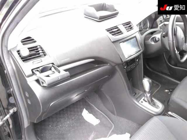 SUZUKI SWIFT 2012