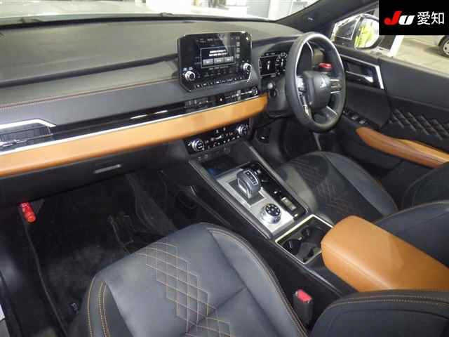 MITSUBISHI OUTLANDER PHEV 2022