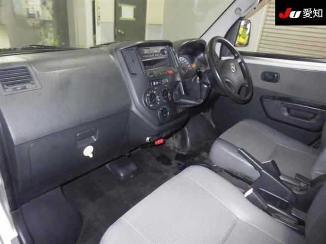 TOYOTA LITE ACE VAN 2012