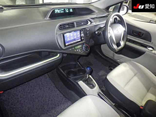 TOYOTA AQUA 2012