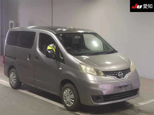 NISSAN NV200 2010