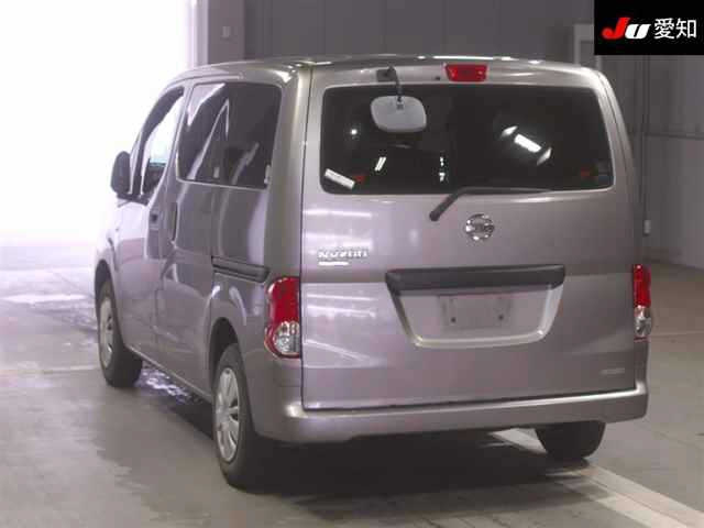 NISSAN NV200 2010