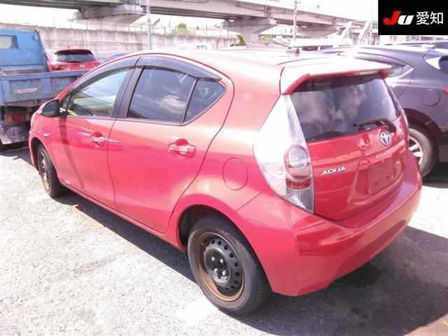TOYOTA AQUA 2013