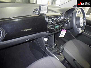 VOLKSWAGEN UP 2014