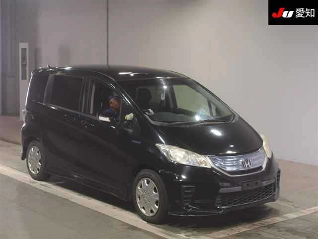HONDA FREED 2013