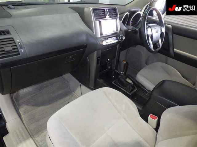 TOYOTA LAND CRUISER PRADO 2010