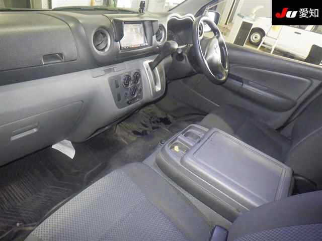 NISSAN CARAVAN VAN 2016