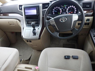 TOYOTA VELLFIRE 2012