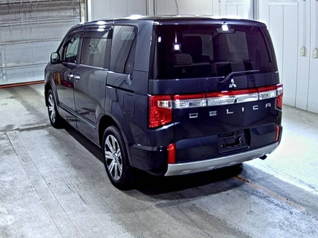 MITSUBISHI DELICA D5 2022