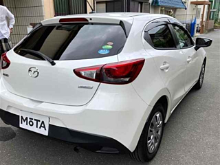 MAZDA DEMIO 2015