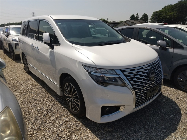 NISSAN ELGRAND 2023