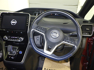 NISSAN SERENA 2020