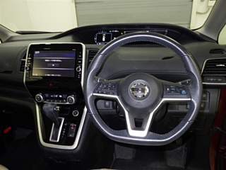 NISSAN SERENA 2017