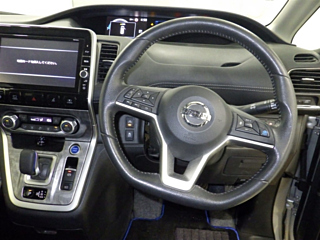 NISSAN SERENA 2019
