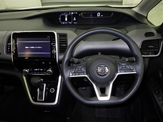 NISSAN SERENA 2019