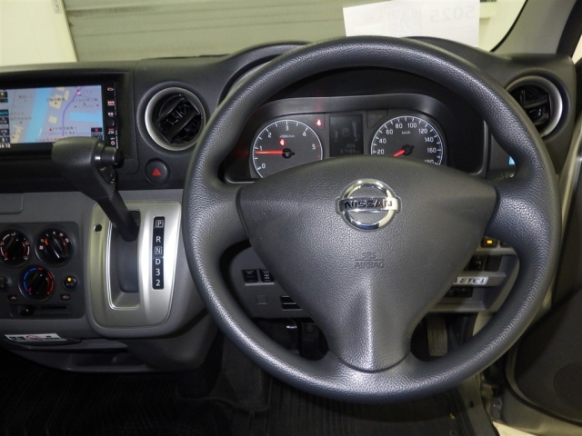 NISSAN CARAVAN VAN 2020