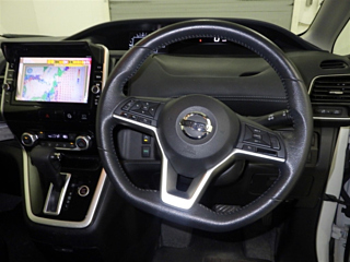 NISSAN SERENA 2018