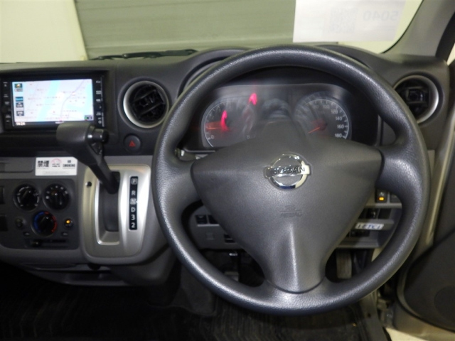 NISSAN CARAVAN VAN 2020