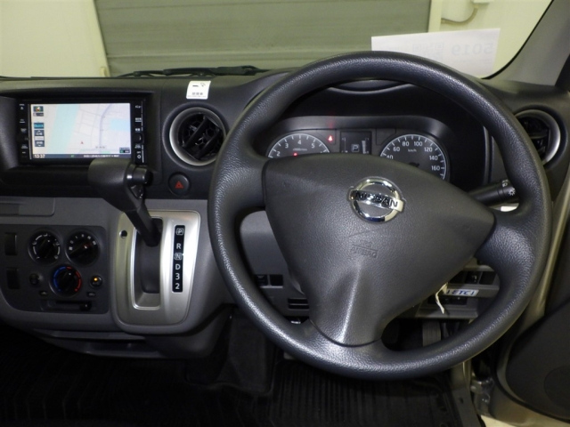 NISSAN CARAVAN VAN 2020