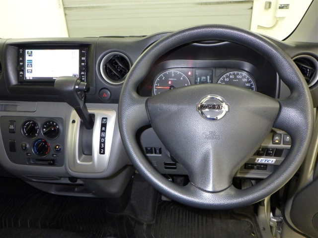 NISSAN CARAVAN VAN 2020