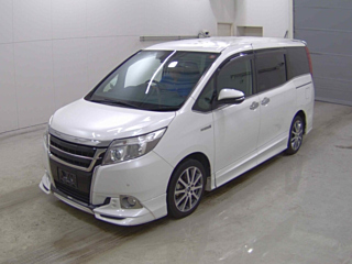 TOYOTA ESQUIRE 2016