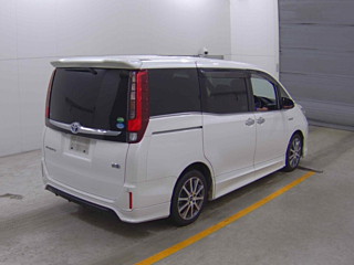 TOYOTA ESQUIRE 2016
