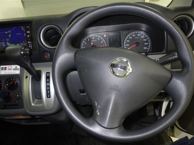 NISSAN CARAVAN VAN 2019
