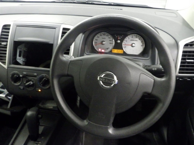 NISSAN WINGROAD 2014