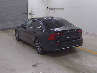 VOLVO S60 2021