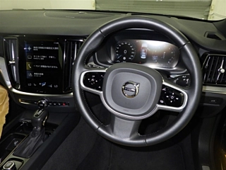 VOLVO S60 2021