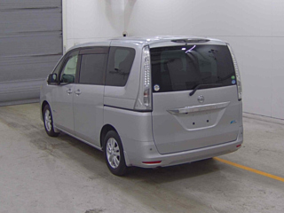NISSAN SERENA 2013