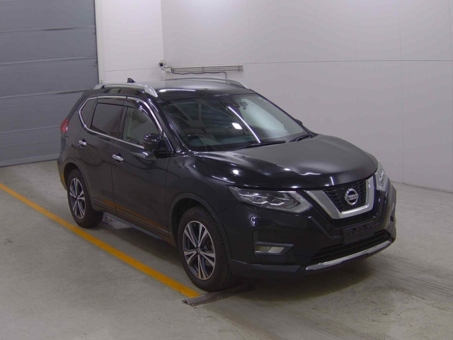 NISSAN X-TRAIL 2019
