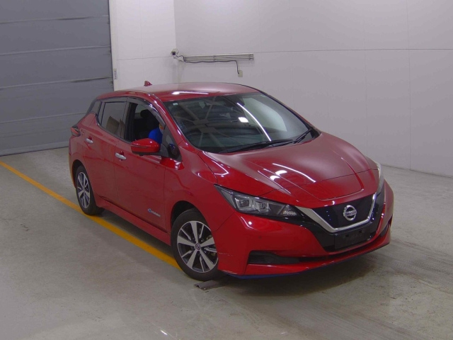 NISSAN LEAF 2020