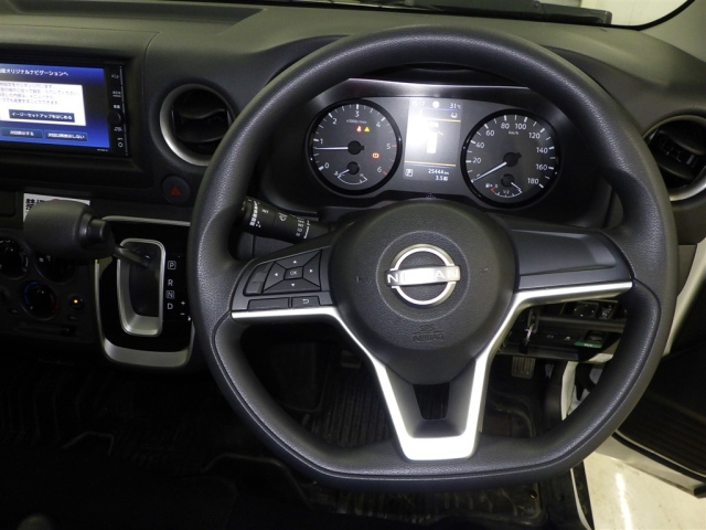 NISSAN CARAVAN VAN 2023