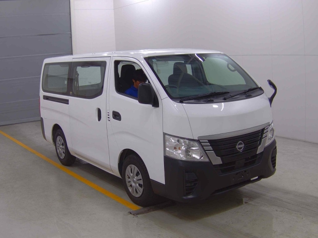 NISSAN CARAVAN VAN 2022