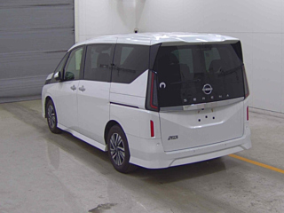 NISSAN SERENA 2023