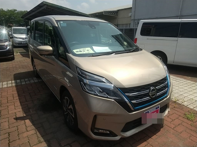 NISSAN SERENA 2020