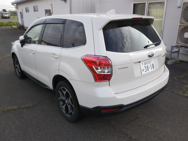 SUBARU FORESTER 2015