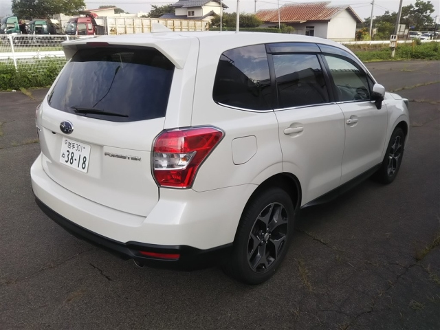 SUBARU FORESTER 2015