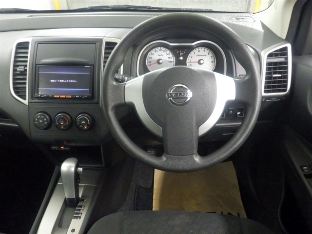 NISSAN WINGROAD 2015