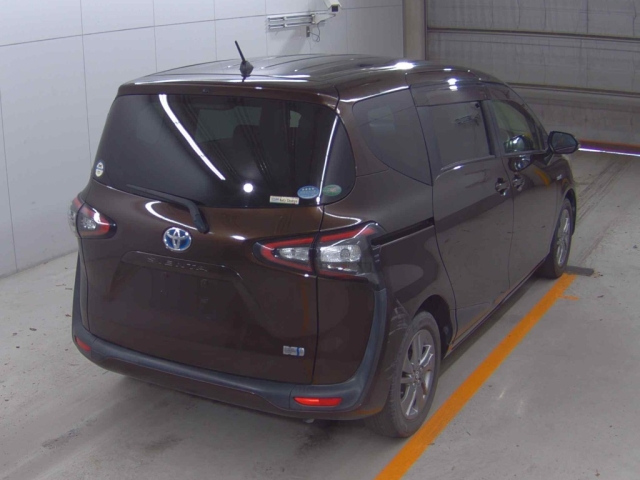 TOYOTA SIENTA 2016