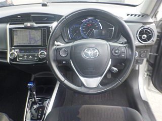 TOYOTA COROLLA FIELDER 2019