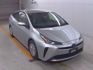 TOYOTA PRIUS 2021