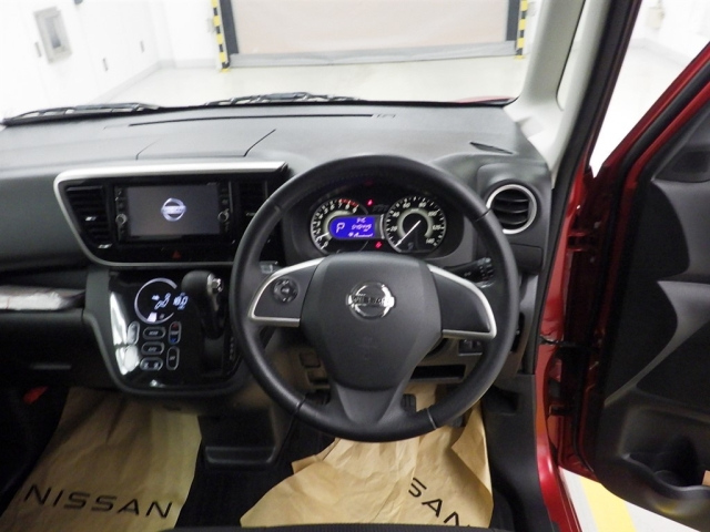 NISSAN DAYZ ROOX 2020