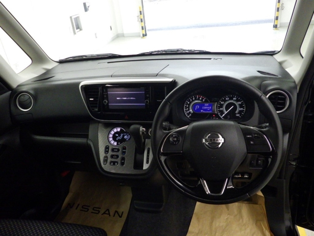 NISSAN DAYZ ROOX 2018